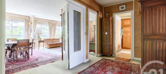 Квартира с 2 спальнями в Париж, Франция № 172881 3