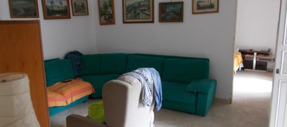 Casa de 6 habitaciónes en Trentola Ducenta, Italy No. 228174 6