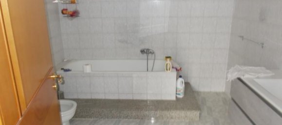 Casa de 6 habitaciónes en Trentola Ducenta, Italy No. 228174 11