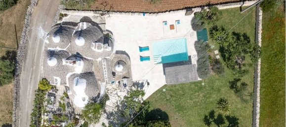 3 bedrooms House in Martina Franca, Italy No. 109287 8