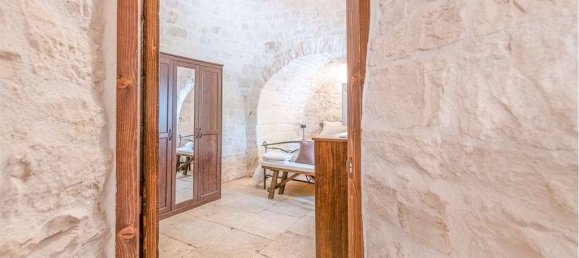 3 bedrooms House in Martina Franca, Italy No. 109287 22