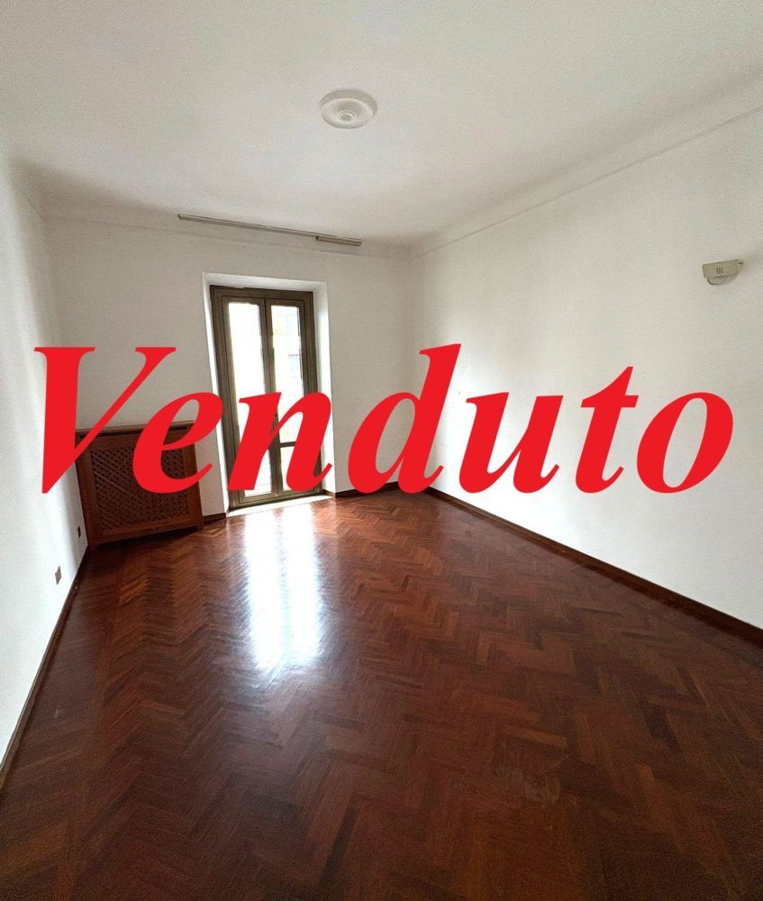 Apartamento de 2 dormitorios en Milan, Italy No. 364995