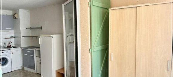 Studio in Bandol, France No. 286144 4