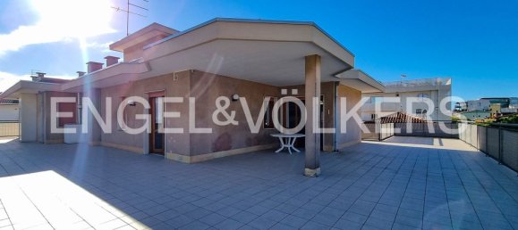 4غرفة بانتهاوس في Jesolo, Italy رقم 129248 3