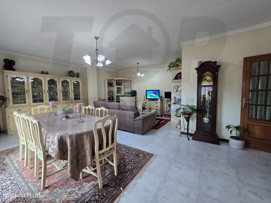 3 bedrooms Apartment in Baltar, Portugal No. 225465