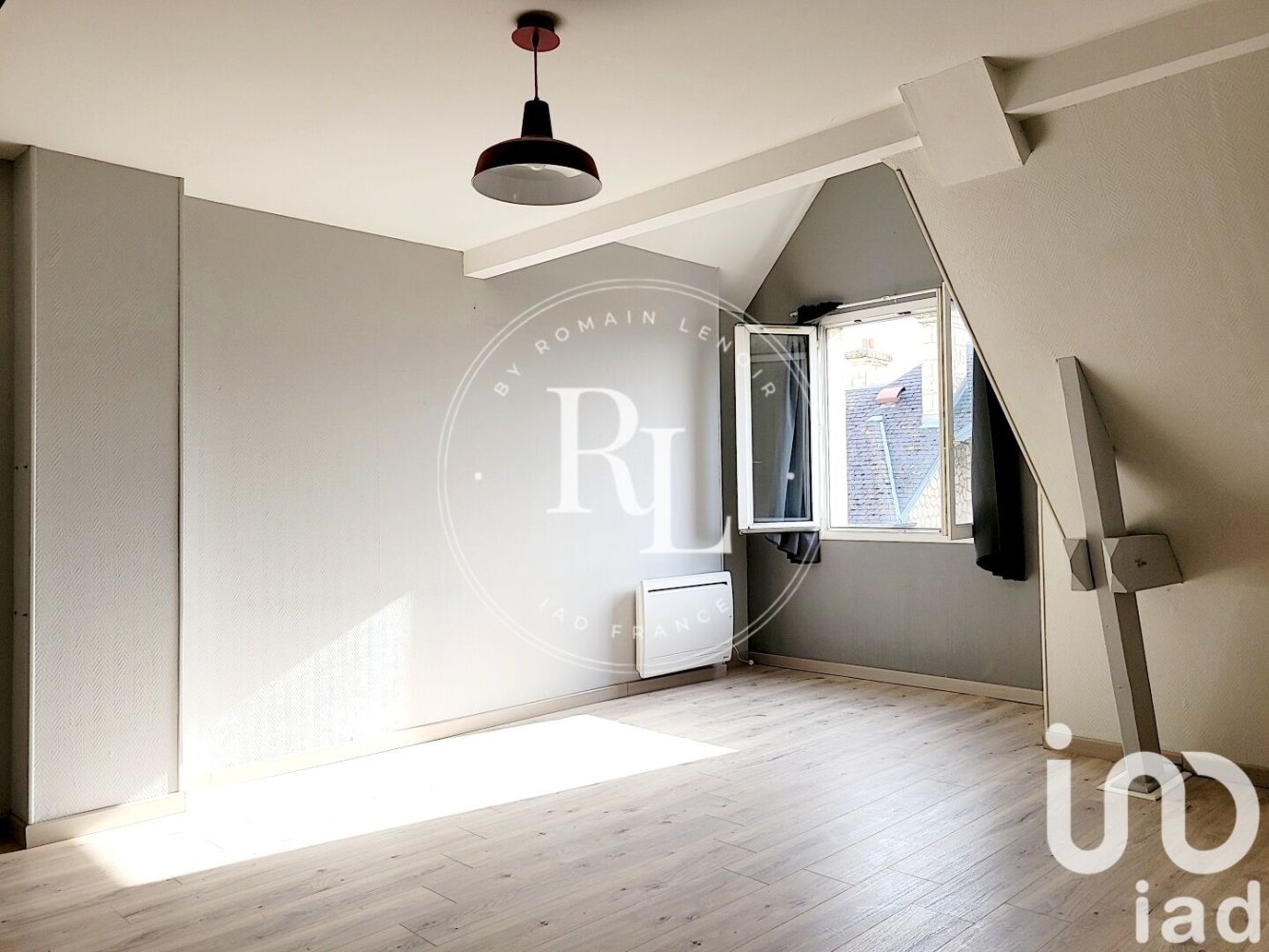 2-salle Duplex à Caen, France No. 343703