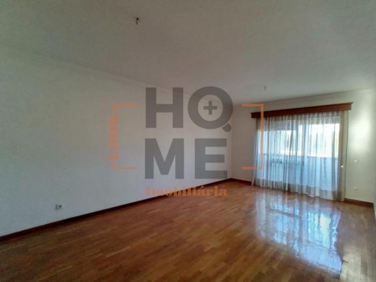 Apartamento de 3 dormitorios en Vila Nova de Gaia, Portugal No. 5779