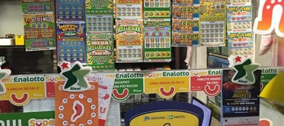 2 rooms Commercial property in Padua, Italy No. 251354 4