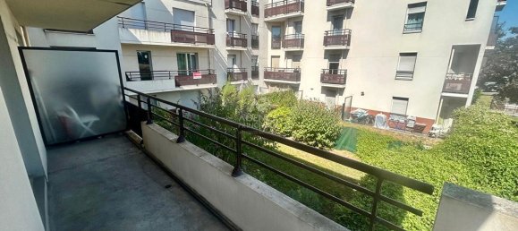 Studio in Carrieres-sous-Poissy, France No. 143542 4