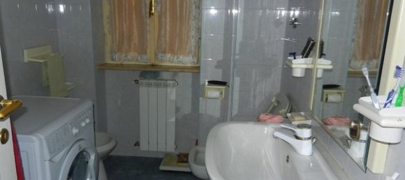 4-Zimmer Wohnung in Rome, Italy, Nr. 200065 2