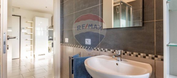 Studio in Ciampino, Italy, Nr. 230934 8