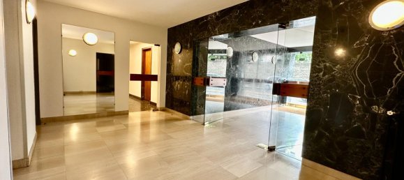 1 bedroom Apartment in Paris, France No. 331592 9