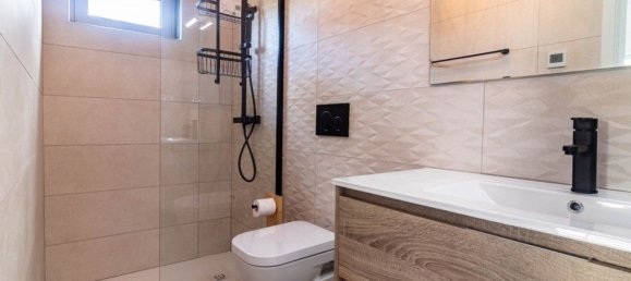 5 bedrooms House in Quarteira, Portugal No. 111681 14