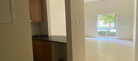 Studio in Discovery Gardens, UAE No. 42577 3