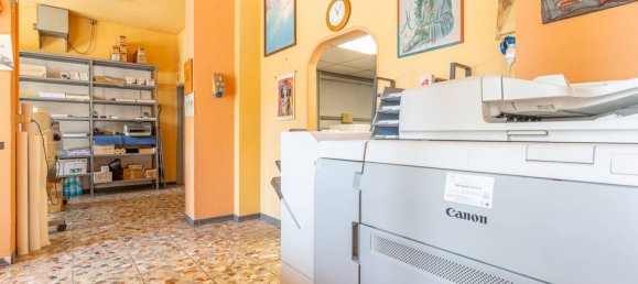 Imóvel comercial de 2 divisões em Ivrea, Italy N.º 274585 8