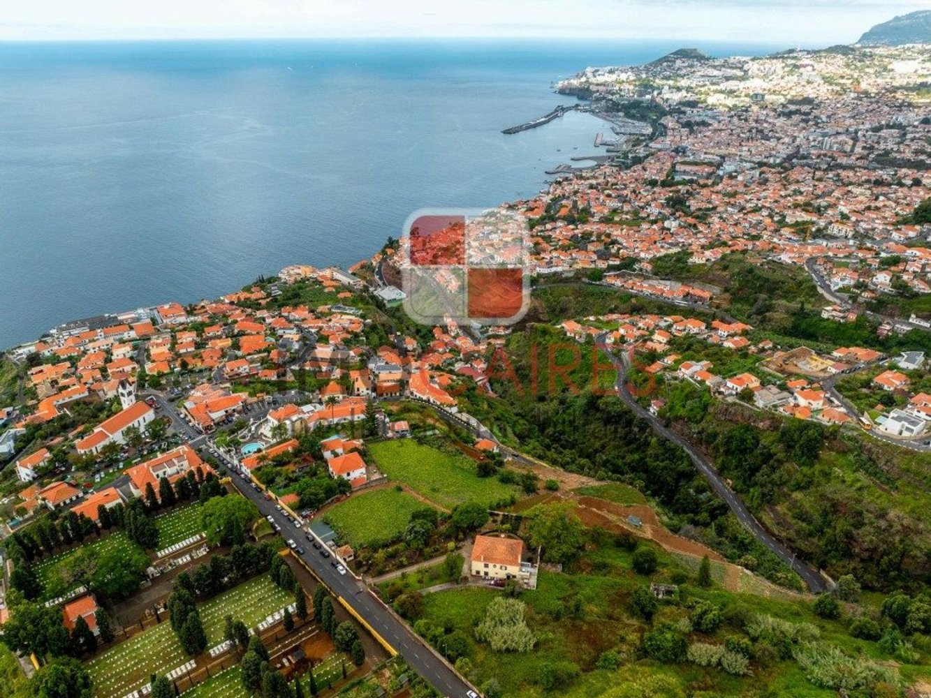 Земельный участок в Фуншал, Португалия № 340411