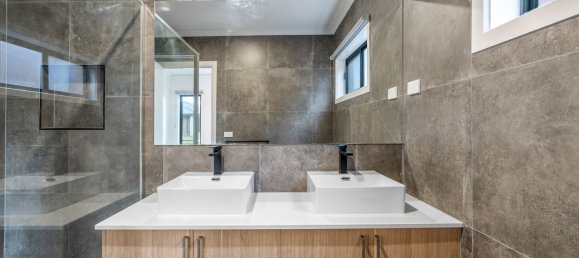 4 bedrooms House in Werribee, Australia No. 92 5