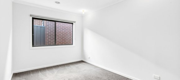 4 bedrooms House in Werribee, Australia No. 92 15