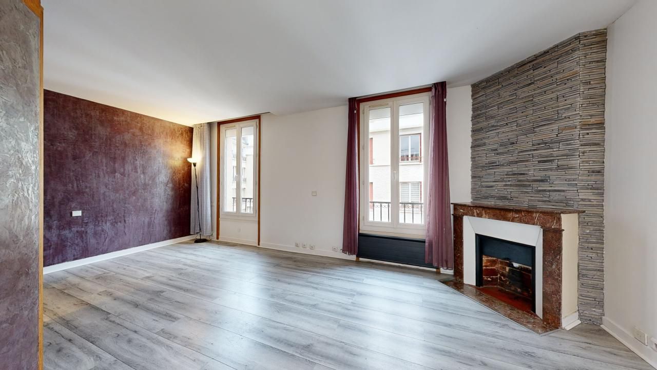2 Schlafzimmer Doppelhaus in Nanterre, France, Nr. 165806