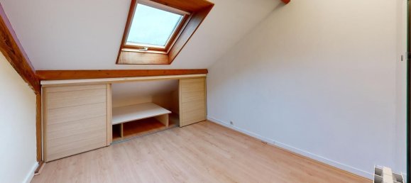 2 Schlafzimmer Doppelhaus in Nanterre, France, Nr. 165806 11