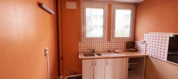2 bedrooms Apartment in Gagny, France No. 312849 3