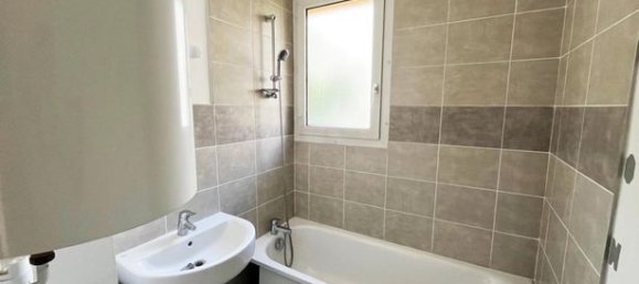 2 bedrooms Apartment in Gagny, France No. 312849 6