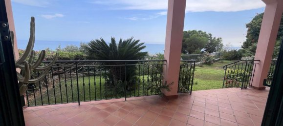 8 rooms Villa in Ventimiglia, Italy No. 170135 7