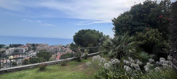 8 rooms Villa in Ventimiglia, Italy No. 170135 14