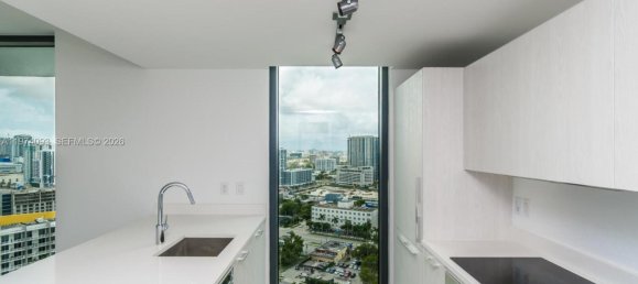 2 Schlafzimmer Gewerbliche Immobilien in Miami, USA, Nr. 615733 9