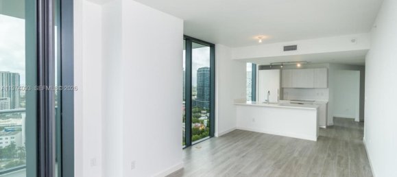 2 Schlafzimmer Gewerbliche Immobilien in Miami, USA, Nr. 615733 10
