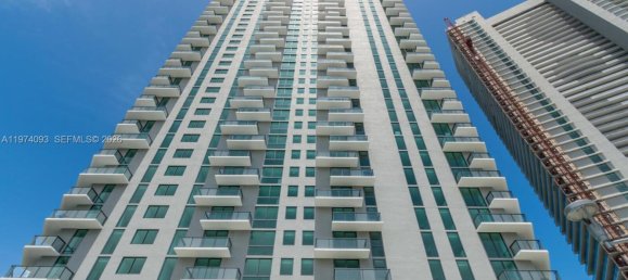 2 Schlafzimmer Gewerbliche Immobilien in Miami, USA, Nr. 615733 2