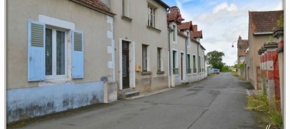 2 Schlafzimmer Haus in Le Chatelet, France, Nr. 267916 20