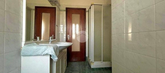 3 bedrooms Apartment in Turin, Italy No. 315355 17