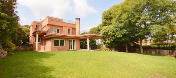 6 bedrooms House in Pucol, Spain No. 25404 16