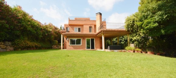 6 bedrooms House in Pucol, Spain No. 25404 4