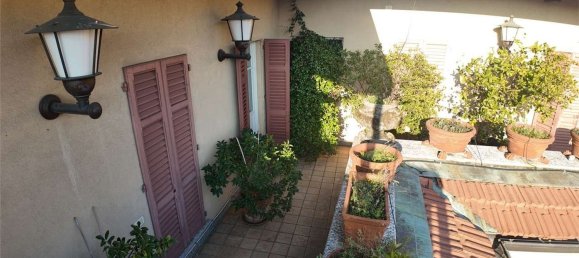 6-Zimmer Doppelhaus in Como, Italy, Nr. 313829 13