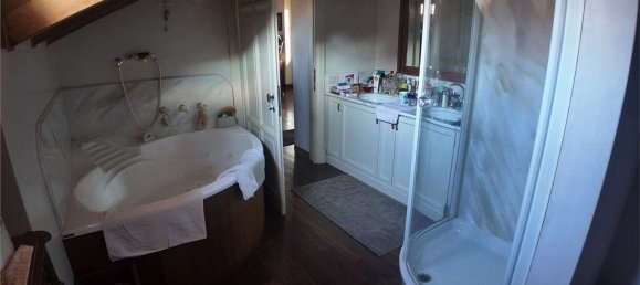 6-Zimmer Doppelhaus in Como, Italy, Nr. 313829 11