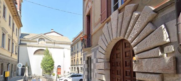 6-Zimmer Doppelhaus in Como, Italy, Nr. 313829 2