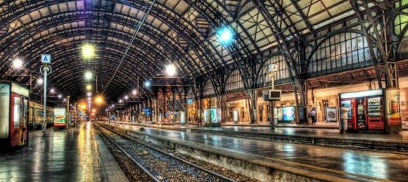 Apartamento de 2 dormitorios en Milan, Italy No. 265830 3