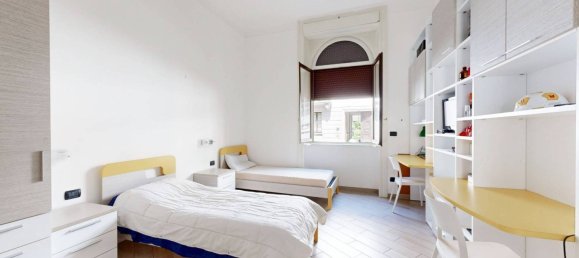 Apartamento de 2 dormitorios en Milan, Italy No. 265830 23