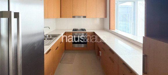 2 bedrooms Apartment in Downtown Dubai (Downtown Burj Dubai), UAE No. 100459 6