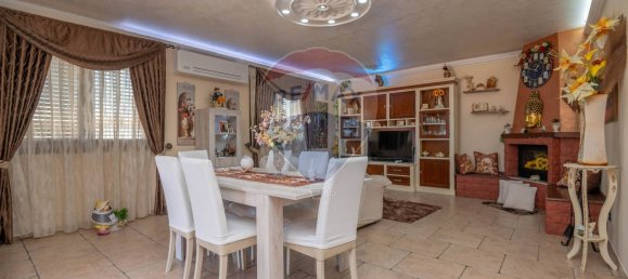 8-salle Villa à Melilli, Italy No. 79792 7