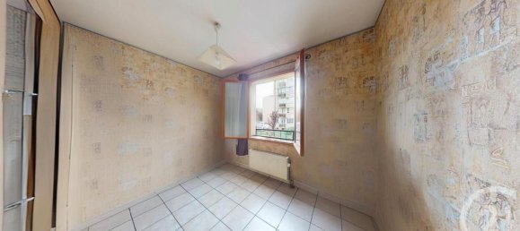 5 غرف نوم منزل في Le Bourget, France رقم 292014 9