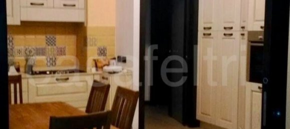 3 rooms Apartment in Bergamo, Italy No. 229999 7