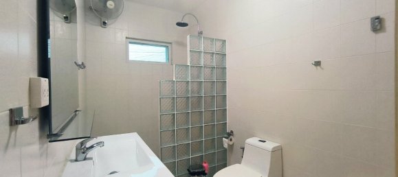 4 chambres Café / restaurant à Pattaya, Thailand No. 12267 4