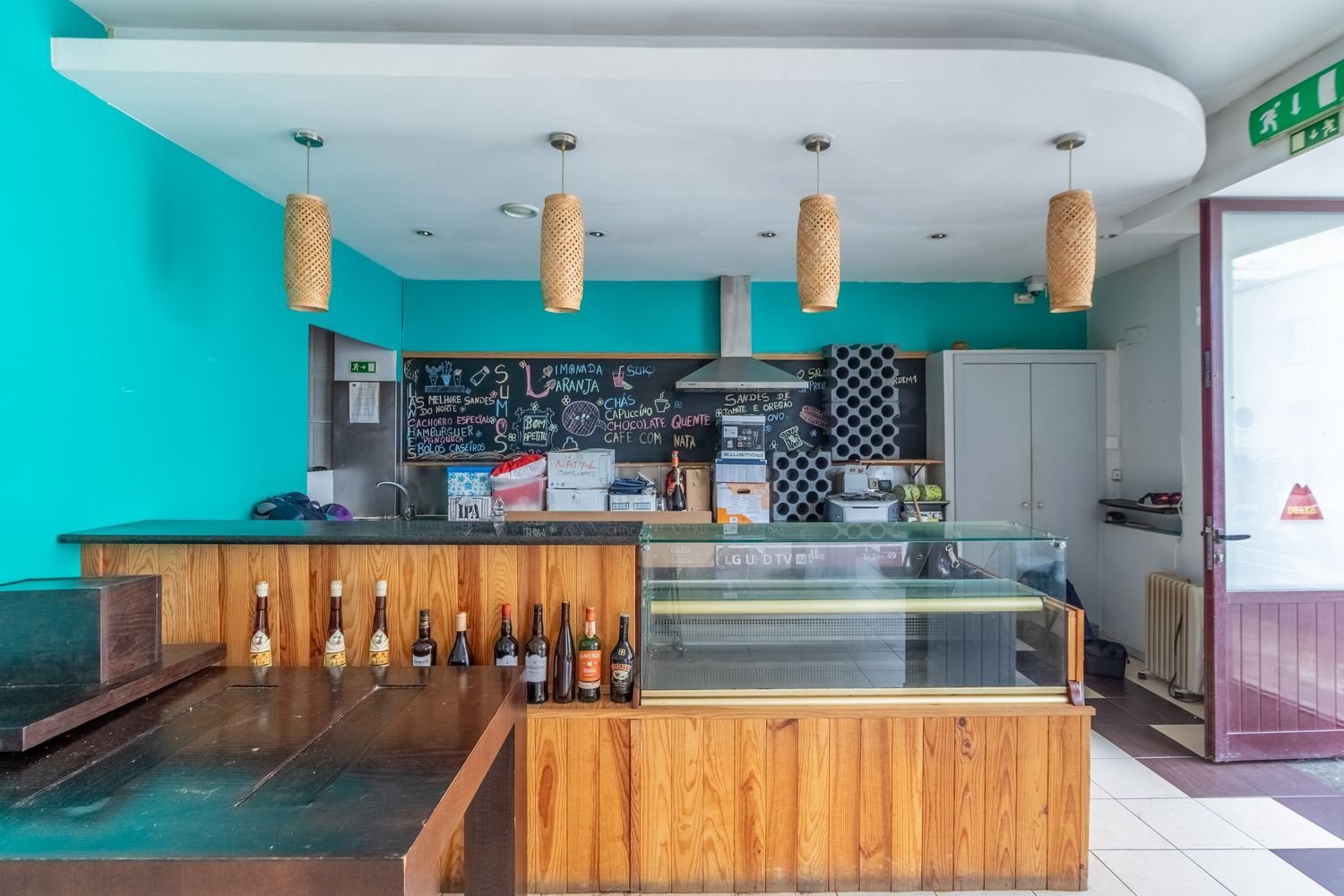 Коммерческая недвижимость 127м² в Матозиньюш, Португалия № 344703