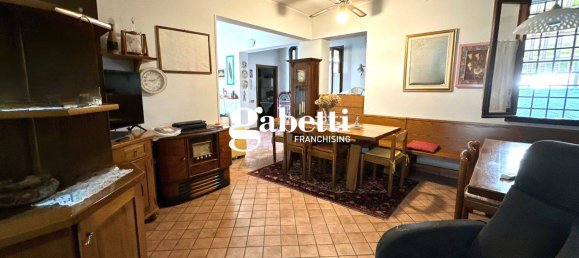 3 Schlafzimmer Haus in Conselve, Italy, Nr. 321739 7