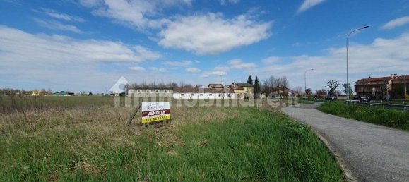 1990m² Land in Cavezzo, Italy No. 329143 3
