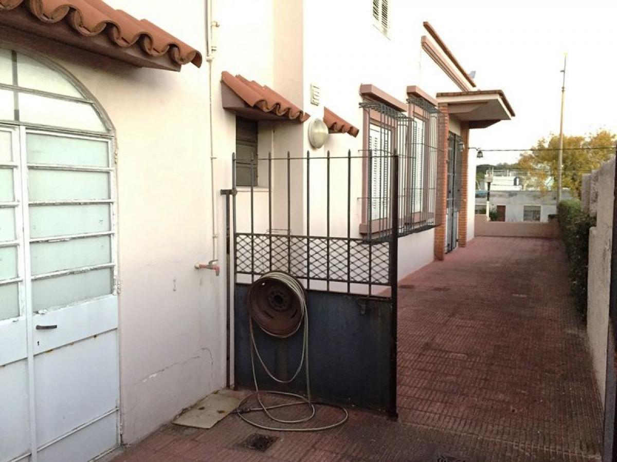  قطعة أرض في Montevideo, Uruguay رقم 15633