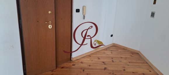 3 bedrooms Apartment in Rome, Italy No. 316667 20